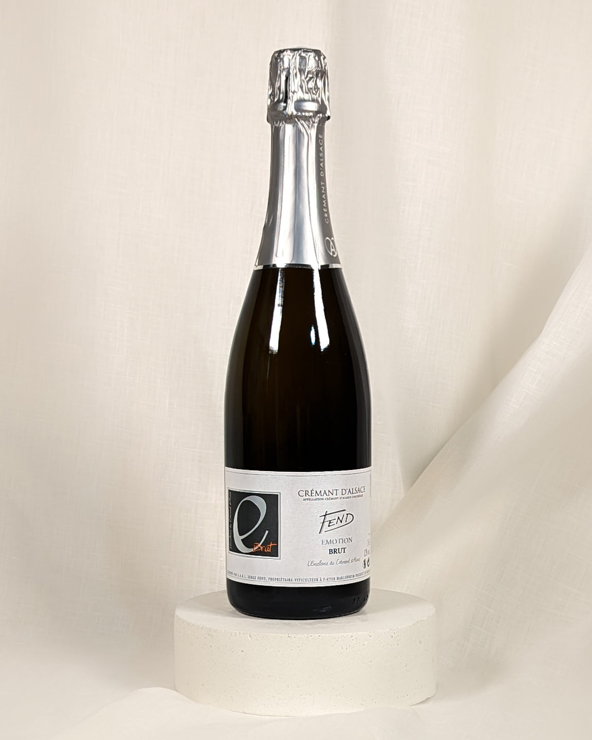 Produktfoto eines Cremant Emotion der Domaine Fend